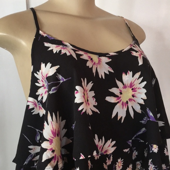 Urban Outfitters Kimchie Blue Floral Crop Top - Picture 4 of 5